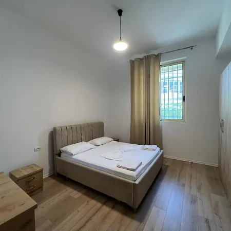 Apartment My Big Family - 2 Bedroom - Accomodation For 6- 8 Guests