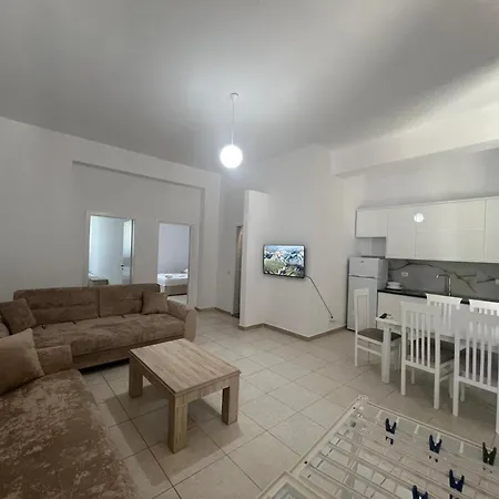 My Big Family - 2 Bedroom - Accomodation For 6- 8 Guests Orikum