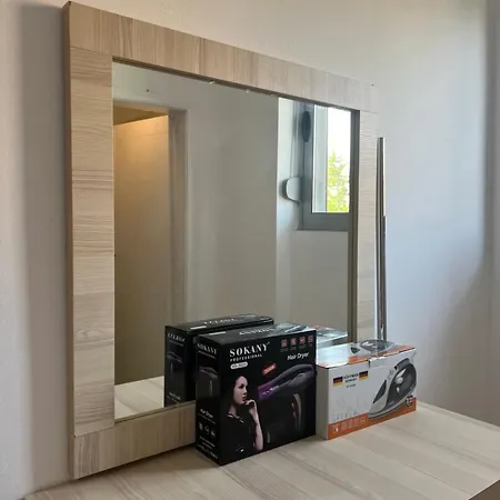 Apartment My Big Family - 2 Bedroom - Accomodation For 6- 8 Guests *