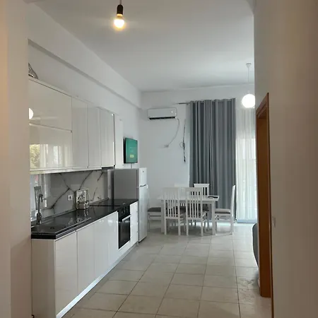 My Big Family - 2 Bedroom - Accomodation For 6- 8 Guests Orikum