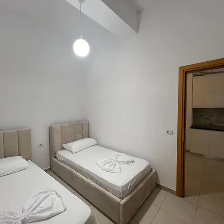 My Big Family - 2 Bedroom - For 6- 8 Guests Appartement Orikum