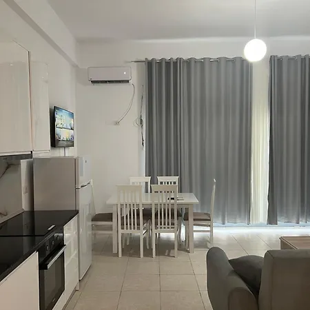 My Big Family - 2 Bedroom - Accomodation For 6- 8 Guests Apartment *